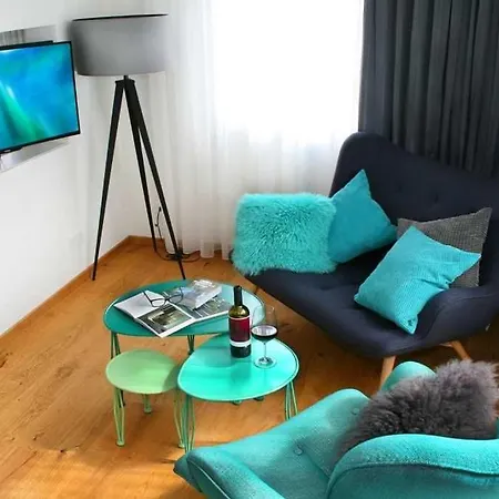 Adlerhorst - Boarding House Apartment Michelstadt